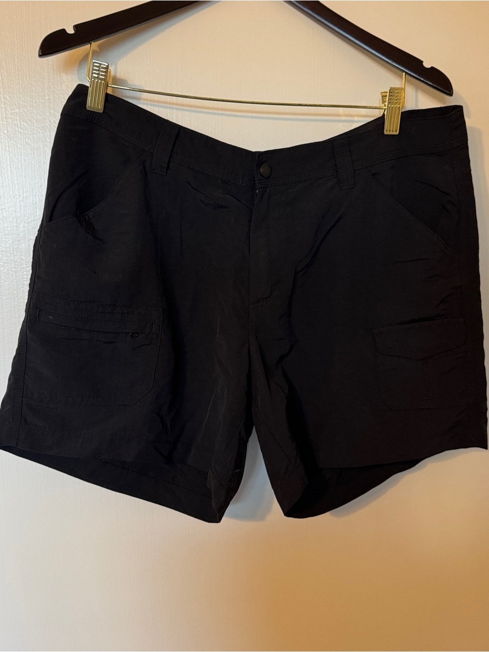 Women’s Black Fishing Shorts - Classic Utility Style